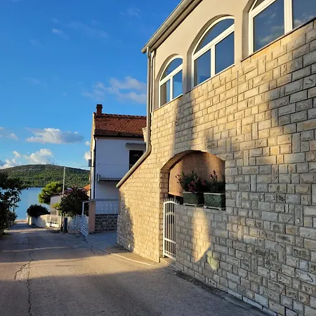 Villa Kaktusa Pirovac Exterior photo
